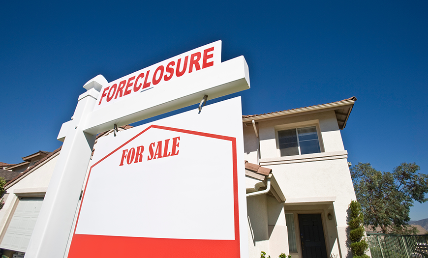 Foreclosure sign