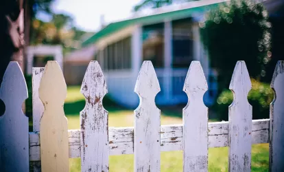 good neighbor picket fence